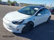 ✅ 2021 Tesla Model 3 Long Range • VIN: 5YJ3E1EB9MF085877 • Lot: 43682788. Wystawiony na IAAI z przebiegiem 57 887 mil. Bezpłatny archiwum sprzedaży aukcyjnych z USA i szczegółowy raport historii pojazdu na DreamBid. Zdjęcie 2.