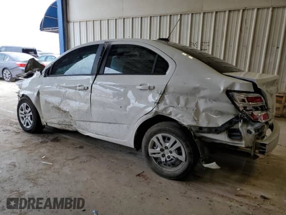 2020 Chevrolet Sonic LS с VIN 1G1JB5SB7L4105019, выставлен на аукционе Copart как лот 55061395 с пробегом 52 913 миль миль и Списание • Salvage title. История ставок и продаж доступна на DreamBid. Изображение 2.