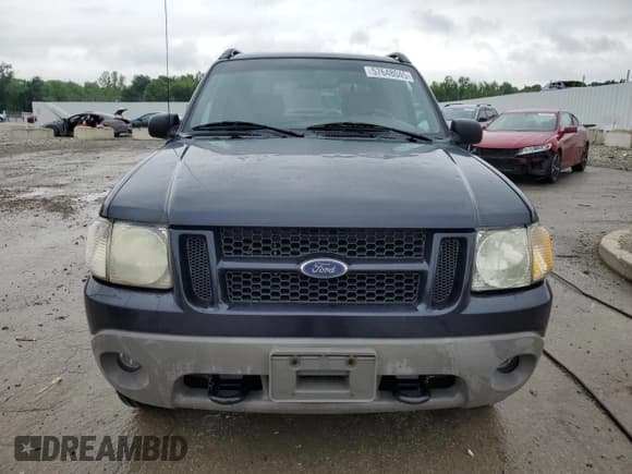 ✅ 2001 Ford Explorer Sport Trac • VIN: 1FMZU67E31UB67894 • Lot: 57648045. Wystawiony na Copart z przebiegiem 231 006 mil. Bezpłatny archiwum sprzedaży aukcyjnych z USA i szczegółowy raport historii pojazdu na DreamBid. Zdjęcie 5.