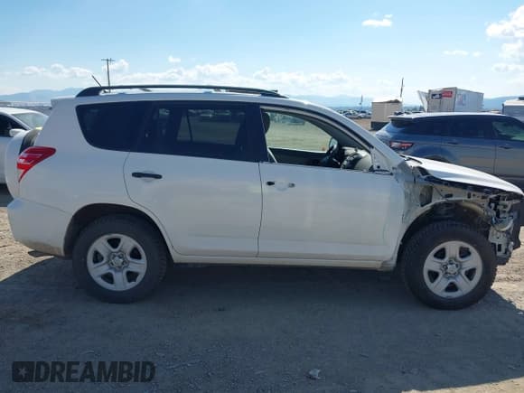 ✅ 2011 Toyota RAV4 • VIN: 2T3ZF4DVXBW092624 • Lot: 43267230. Listed on IAAI with 99,714 mi. Free auction sales archive from the USA and detailed vehicle history report at DreamBid. Image 14.