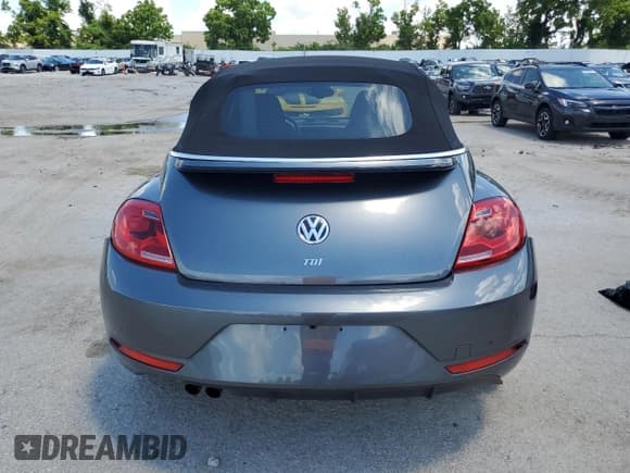 ✅ 2014 Volkswagen Beetle 2.0L TDI • VIN: 3VW5L7AT7EM817465 • Lot: 65702455. Listed on Copart with Not provided. Free auction sales archive from the USA and detailed vehicle history report at DreamBid. Image 6.
