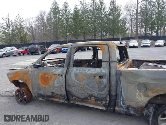 ✅ 2015 Ram 2500 Tradesman • VIN: 3C6TR5CT1FG650103 • Lot: 41962551. Listed on IAAI with 67,000 mi. Free auction sales archive from the USA and detailed vehicle history report at DreamBid. Image 6.