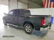 2020 Ram 1500 Tradesman z VIN 1C6RR6FG5LS151100, wystawiony jako Copart lot #85910465 z przebiegiem 110 094 mil mil oraz Czysty tytuł • Clean title. Historia ofert i sprzedaży dostępna na DreamBid. Obrazek 2.