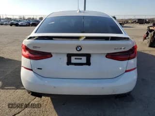 ✅ 2018 BMW 6 Series 640i xDrive • VIN: WBAJV6C53JBK07288 • Lot: 93085515. Wystawiony na Copart z przebiegiem 88 339 mil. Bezpłatny archiwum sprzedaży aukcyjnych z USA i szczegółowy raport historii pojazdu na DreamBid. Zdjęcie 6.