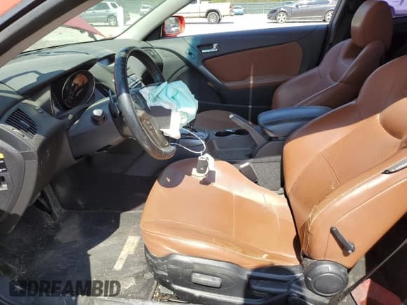 ✅ 2011 Hyundai Genesis Coupe Grand Touring • VIN: KMHHU6KH1BU064262 • Lot: 51989285. Wystawiony na Copart z przebiegiem 83 453 mil. Bezpłatny archiwum sprzedaży aukcyjnych z USA i szczegółowy raport historii pojazdu na DreamBid. Zdjęcie 7.