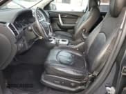 ✅ 2012 GMC Acadia SLT1 • VIN: 1GKKVRED6CJ258777 • Лот: 90408335. Опубликован ранее на Copart с пробегом 131 870 миль. Бесплатный доступ к архиву аукционных продаж из США и подробный отчёт об истории автомобиля на DreamBid. Изображение 7.