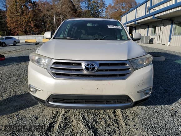 ✅ 2012 Toyota Highlander Limited • VIN: 5TDDK3EH5CS147475 • Lot: 91447675. Listed on Copart with 230,961 mi. Free auction sales archive from the USA and detailed vehicle history report at DreamBid. Image 5.