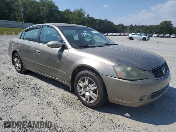 ✅ 2005 Nissan Altima 2.5 • VIN: 1N4AL11D85N418938 • Lot: 82036855. Wystawiony na Copart z przebiegiem 125 333 mil. Bezpłatny archiwum sprzedaży aukcyjnych z USA i szczegółowy raport historii pojazdu na DreamBid. Zdjęcie 4.