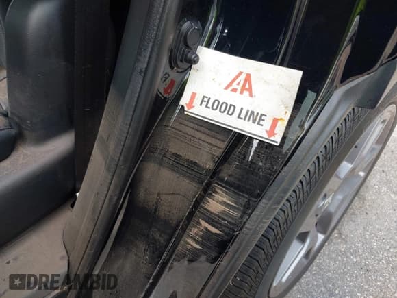 ✅ 2023 Honda Passport EX-L • VIN: 5FNYF8H51PB009494 • Lot: 42751895. Listed on IAAI with 24,085 mi. Free auction sales archive from the USA and detailed vehicle history report at DreamBid. Image 6.