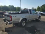 ✅ 1999 Nissan Frontier XE • VIN: 1N6ED26Y6XC334722 • Lot: 68995455. Wystawiony na Copart z przebiegiem 64 884 mil. Bezpłatny archiwum sprzedaży aukcyjnych z USA i szczegółowy raport historii pojazdu na DreamBid. Zdjęcie 3.