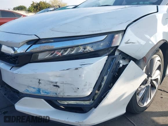 ✅ 2019 Honda Clarity • VIN: JHMZC5F16KC001861 • Lot: 43519638. Wystawiony na IAAI z przebiegiem 62 827 mil. Bezpłatny archiwum sprzedaży aukcyjnych z USA i szczegółowy raport historii pojazdu na DreamBid. Zdjęcie 6.