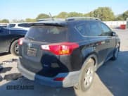 ✅ 2013 Toyota RAV4 XLE • VIN: 2T3WFREV8DW004851 • Lot: 43345205. Wystawiony na IAAI z przebiegiem 105 305 mil. Bezpłatny archiwum sprzedaży aukcyjnych z USA i szczegółowy raport historii pojazdu na DreamBid. Zdjęcie 4.