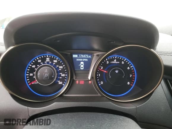 ✅ 2013 Hyundai Genesis Coupe Premium • VIN: KMHHT6KD1DU087611 • Lot: 53751825. Wystawiony na Copart z przebiegiem 176 472 mil. Bezpłatny archiwum sprzedaży aukcyjnych z USA i szczegółowy raport historii pojazdu na DreamBid. Zdjęcie 9.