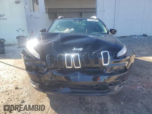 ✅ 2017 Jeep Cherokee Latitude • VIN: 1C4PJLCB5HW540382 • Лот: 91780285. Опубликован ранее на Copart с пробегом 130 321 миль. Бесплатный доступ к архиву аукционных продаж из США и подробный отчёт об истории автомобиля на DreamBid. Изображение 5.