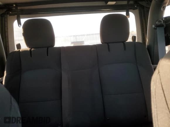 ✅ 2023 Jeep Wrangler Sport S • VIN: 1C4GJXAN8PW637739 • Лот: 48423355. Опубликован ранее на Copart с пробегом 34 026 миль. Бесплатный доступ к архиву аукционных продаж из США и подробный отчёт об истории автомобиля на DreamBid. Изображение 10.