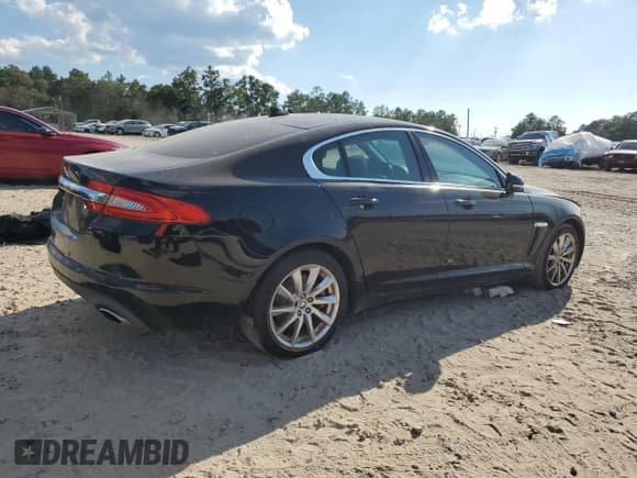 ✅ 2013 Jaguar XF RWD • VIN: SAJWA0ES7DPS74392 • Лот: 71118095. Опубликован ранее на Copart с пробегом Не указан. Бесплатный доступ к архиву аукционных продаж из США и подробный отчёт об истории автомобиля на DreamBid. Изображение 3.