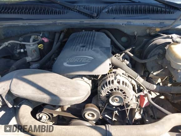 2006 Chevrolet Silverado 1500 LT1 z VIN 2GCEC13T261175923, wystawiony jako IAAI lot #43088575 z przebiegiem 463 390 mil mil oraz . Historia ofert i sprzedaży dostępna na DreamBid. Obrazek 10.