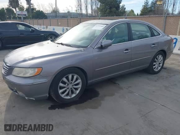 2006 Hyundai Azera SE с VIN KMHFC46F06A121940, выставлен на аукционе IAAI как лот 41707660 с пробегом 209 461 миль миль и . История ставок и продаж доступна на DreamBid. Изображение 2.