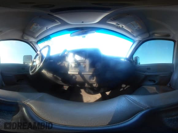 ✅ 2005 Chevrolet Silverado 2500HD Work Truck • VIN: 1GCHK23235F814332 • Lot: 43574421. Wystawiony na IAAI z przebiegiem 196 560 mil. Bezpłatny archiwum sprzedaży aukcyjnych z USA i szczegółowy raport historii pojazdu na DreamBid. Zdjęcie 19.