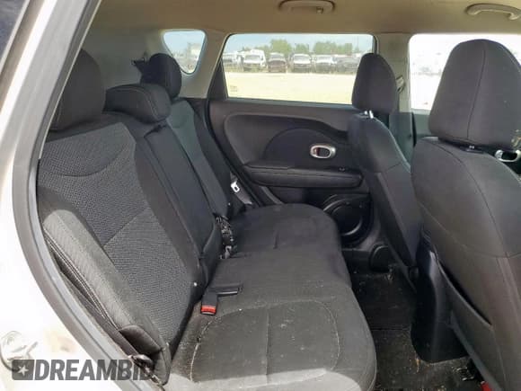 ✅ 2017 Kia Soul + • VIN: KNDJP3A5XH7496150 • Лот: 66233235. Опубликован ранее на Copart с пробегом 122 832 миль. Бесплатный доступ к архиву аукционных продаж из США и подробный отчёт об истории автомобиля на DreamBid. Изображение 10.