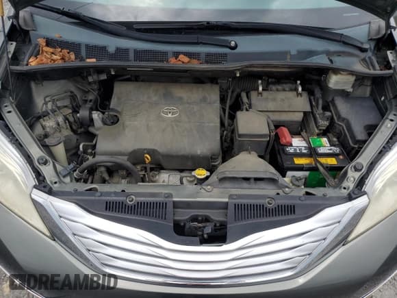 ✅ 2012 Toyota Sienna LE AAS • VIN: 5TDKK3DC5CS199833 • Lot: 65168885. Listed on Copart with 128,047 mi. Free auction sales archive from the USA and detailed vehicle history report at DreamBid. Image 12.