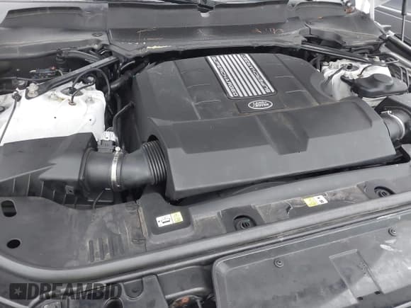 ✅ 2018 Land Rover Range Rover Sport • VIN: SALWR2RE8JA187048 • Lot: 41933996. Listed on IAAI with Not provided. Free auction sales archive from the USA and detailed vehicle history report at DreamBid. Image 10.