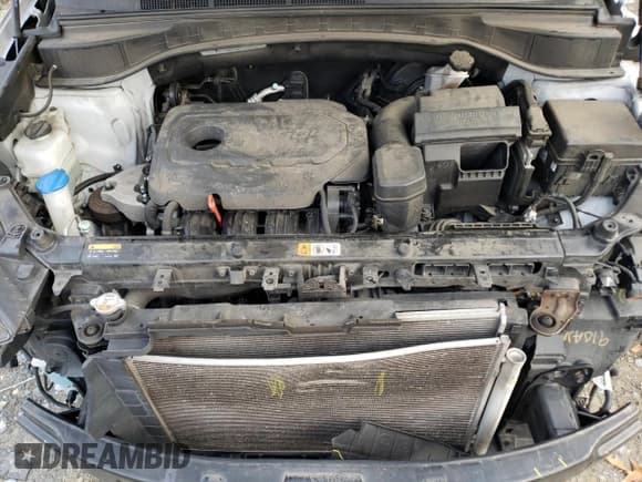 ✅ 2017 Hyundai Santa Fe 2.4L • VIN: 5XYZUDLB2HG464851 • Лот: 74073953. Опубликован ранее на Copart с пробегом 72 694 миль. Бесплатный доступ к архиву аукционных продаж из США и подробный отчёт об истории автомобиля на DreamBid. Изображение 12.