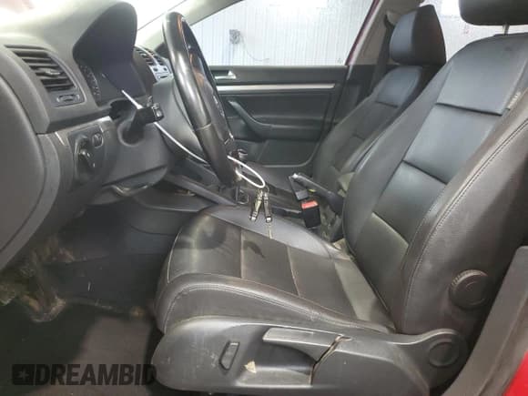 ✅ 2010 Volkswagen Jetta Limited Edition • VIN: 3VWAZ7AJ5AM075461 • Lot: 85567965. Listed on Copart with 168,360 mi. Free auction sales archive from the USA and detailed vehicle history report at DreamBid. Image 7.