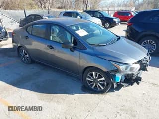 ✅ 2024 Nissan Versa S • VIN: 3N1CN8DV8RL929942 • Лот: 43806404. Опубликован ранее на IAAI с пробегом 32 920 миль. Бесплатный доступ к архиву аукционных продаж из США и подробный отчёт об истории автомобиля на DreamBid. Изображение 1.