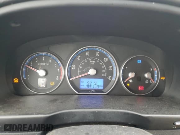 ✅ 2007 Hyundai Santa Fe SE • VIN: 5NMSH73EX7H044681 • Lot: 72720544. Listed on Copart with 199,119 mi. Free auction sales archive from the USA and detailed vehicle history report at DreamBid. Image 9.