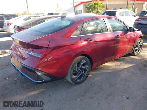 ✅ 2024 Hyundai Elantra Limited • VIN: KMHLP4DG4RU818307 • Лот: 43679855. Опубликован ранее на IAAI с пробегом 25 663 миль. Бесплатный доступ к архиву аукционных продаж из США и подробный отчёт об истории автомобиля на DreamBid. Изображение 4.