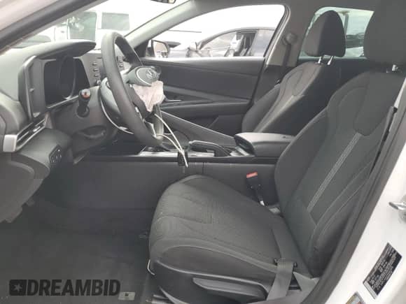 2022 Hyundai Elantra SE with VIN 5NPLL4AG0NH061818, listed as a Copart auction lot 82356695 with 29,018 mi miles and Salvage title. Bid and sale history available at DreamBid. Image 7.