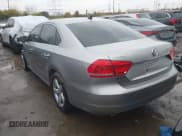 ✅ 2013 Volkswagen Passat SE • VIN: 1VWBN7A34DC052437 • Lot: 43622445. Wystawiony na IAAI z przebiegiem 158 818 mil. Bezpłatny archiwum sprzedaży aukcyjnych z USA i szczegółowy raport historii pojazdu na DreamBid. Zdjęcie 3.