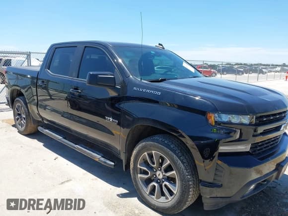 ✅ 2021 Chevrolet Silverado 1500 RST • VIN: 3GCPWDED1MG328271 • Lot: 42816721. Wystawiony na IAAI z przebiegiem 47 790 mil. Bezpłatny archiwum sprzedaży aukcyjnych z USA i szczegółowy raport historii pojazdu na DreamBid. Zdjęcie 1.
