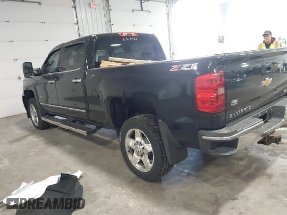✅ 2015 Chevrolet Silverado 2500HD LTZ • VIN: 1GC1KWE82FF136071 • Lot: 42097783. Listed on IAAI with 160,887 mi. Free auction sales archive from the USA and detailed vehicle history report at DreamBid. Image 3.