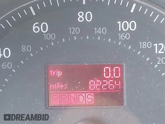 ✅ 2006 Volkswagen Beetle • VIN: 3VWRF31Y46M332134 • Лот: 43544817. Опубликован ранее на IAAI с пробегом 82 264 миль. Бесплатный доступ к архиву аукционных продаж из США и подробный отчёт об истории автомобиля на DreamBid. Изображение 16.