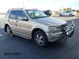 ✅ 2003 Mercedes-Benz M 350 • VIN: 4JGAB57E13A411138 • Lot: 43620387. Wystawiony na IAAI z przebiegiem 52 783 mil. Bezpłatny archiwum sprzedaży aukcyjnych z USA i szczegółowy raport historii pojazdu na DreamBid. Zdjęcie 1.