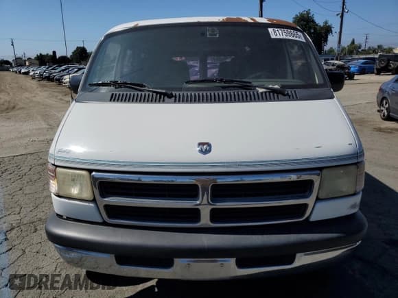 ✅ 1995 Dodge Cargo • VIN: 2B6HB21X9SK521776 • Lot: 81759865. Listed on Copart with 199,940 mi. Free auction sales archive from the USA and detailed vehicle history report at DreamBid. Image 5.