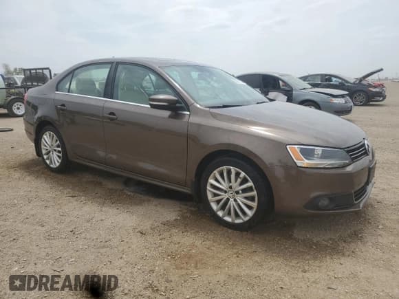 ✅ 2012 Volkswagen Jetta SEL • VIN: 3VWLP7AJ1CM301674 • Лот: 59000735. Опубликован ранее на Copart с пробегом 118 308 миль. Бесплатный доступ к архиву аукционных продаж из США и подробный отчёт об истории автомобиля на DreamBid. Изображение 4.