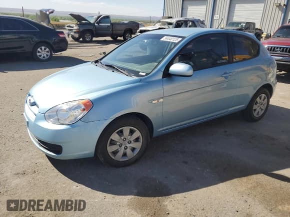 ✅ 2010 Hyundai Accent GS • VIN: KMHCM3AC4AU174333 • Лот: 54440125. Опубликован ранее на Copart с пробегом 63 312 миль. Бесплатный доступ к архиву аукционных продаж из США и подробный отчёт об истории автомобиля на DreamBid. Изображение 1.