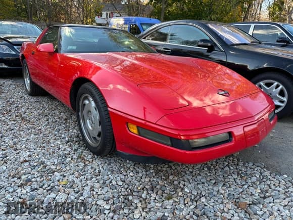 ✅ 1994 Chevrolet Corvette • VIN: 1G1YY22P4R5108017 • Лот: 63741695. Опубликован ранее на Copart с пробегом 107 281 миль. Бесплатный доступ к архиву аукционных продаж из США и подробный отчёт об истории автомобиля на DreamBid. Изображение 1.