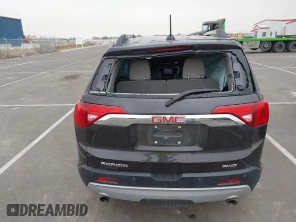 ✅ 2018 GMC Acadia SLE • VIN: 1GKKNSLS3JZ235920 • Lot: 41788192. Wystawiony na IAAI z przebiegiem 194 727 mil. Bezpłatny archiwum sprzedaży aukcyjnych z USA i szczegółowy raport historii pojazdu na DreamBid. Zdjęcie 17.