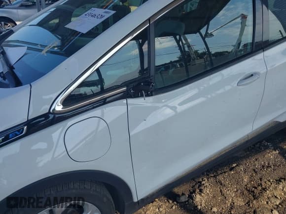 ✅ 2020 Chevrolet Bolt EV LT • VIN: 1G1FW6S00L4108858 • Lot: 43146320. Listed on IAAI with 14,973 mi. Free auction sales archive from the USA and detailed vehicle history report at DreamBid. Image 18.