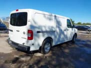 ✅ 2019 Nissan NV Cargo S • VIN: 1N6BF0KY5KN800175 • Lot: 43694451. Wystawiony na IAAI z przebiegiem 112 130 mil. Bezpłatny archiwum sprzedaży aukcyjnych z USA i szczegółowy raport historii pojazdu na DreamBid. Zdjęcie 4.