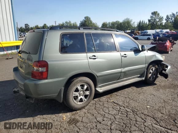 ✅ 2004 Toyota Highlander • VIN: JTEDP21A940036917 • Lot: 85355625. Wystawiony na Copart z przebiegiem 267 960 mil. Bezpłatny archiwum sprzedaży aukcyjnych z USA i szczegółowy raport historii pojazdu na DreamBid. Zdjęcie 3.
