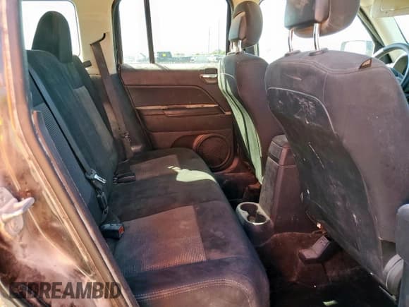 ✅ 2014 Jeep Patriot Sport • VIN: 1C4NJPBA3ED674547 • Лот: 90938915. Опубликован ранее на Copart с пробегом Не указан. Бесплатный доступ к архиву аукционных продаж из США и подробный отчёт об истории автомобиля на DreamBid. Изображение 11.