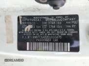 ✅ 2012 Hyundai Veloster w/Red Int • VIN: KMHTC6AD2CU030473 • Lot: 42591250. Wystawiony na IAAI z przebiegiem Nie podano. Bezpłatny archiwum sprzedaży aukcyjnych z USA i szczegółowy raport historii pojazdu na DreamBid. Zdjęcie 9.