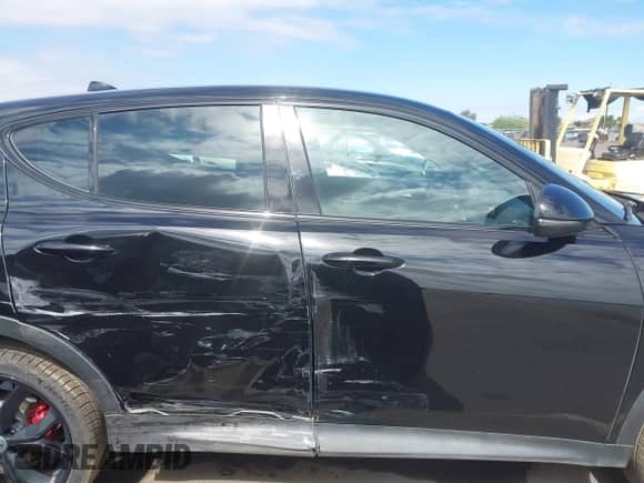 2024 Dodge Hornet GT z VIN ZACNDFAN8R3A14928, wystawiony jako IAAI lot #42387134 z przebiegiem 27 254 mil mil oraz . Historia ofert i sprzedaży dostępna na DreamBid. Obrazek 13.