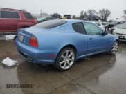 ✅ 2003 Maserati Coupe • VIN: ZAMBC38A830009575 • Lot: 44264065. Wystawiony na Copart z przebiegiem 69 323 mil. Bezpłatny archiwum sprzedaży aukcyjnych z USA i szczegółowy raport historii pojazdu na DreamBid. Zdjęcie 3.