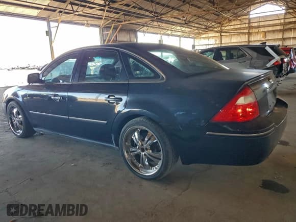 ✅ 2006 Ford Five Hundred Limited • VIN: 1FAFP25126G130449 • Лот: 95969935. Опубликован ранее на Copart с пробегом Не указан. Бесплатный доступ к архиву аукционных продаж из США и подробный отчёт об истории автомобиля на DreamBid. Изображение 2.